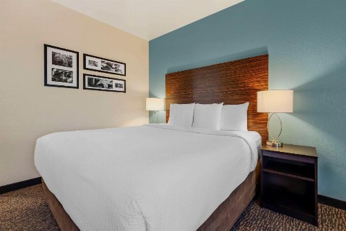 Sleep Inn & Suites Huntsville near U.S. Space & Rocket Center - image 9