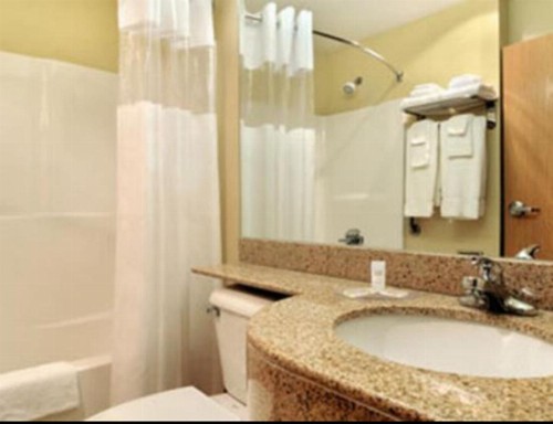 Microtel Inn & Suites Huntsville - image 16