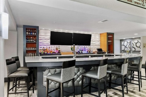 DoubleTree by Hilton Huntsville-South - image 24