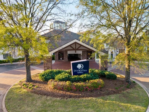 DoubleTree by Hilton Huntsville-South - image 26
