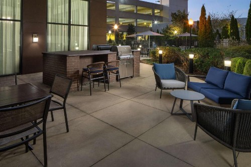 Homewood Suites by Hilton Huntsville-Downtown - image 25