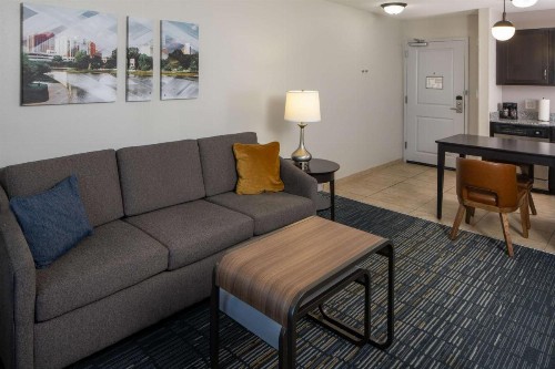 Homewood Suites by Hilton Huntsville-Downtown - image 4