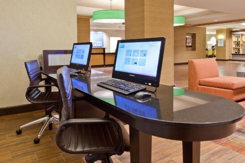 Holiday Inn Express Hotel & Suites Huntsville West - Research Park an IHG Hotel - image 2