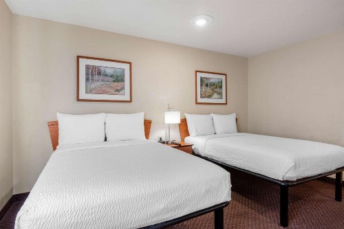 Suburban Extended Stay Hotel Huntsville University Area - image 10