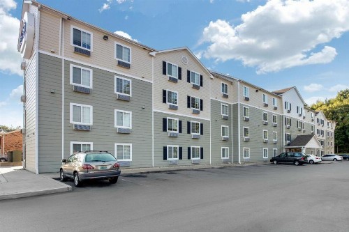 Suburban Extended Stay Hotel Huntsville University Area - image 2
