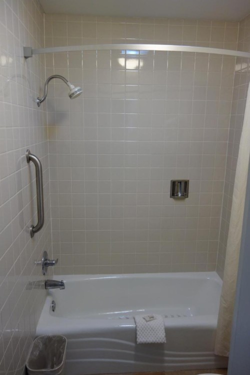 VIP Inn and Suites - image 24