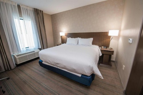 Fairfield Inn & Suites by Marriott Huntsville - image 18