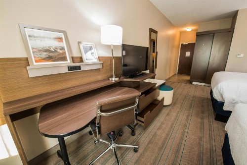 Fairfield Inn & Suites by Marriott Huntsville - image 7
