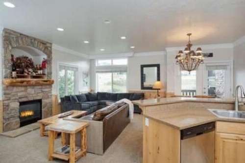 Luxury 4 Bedroom Condo in Huntsville Utah near Pineview Reservoir