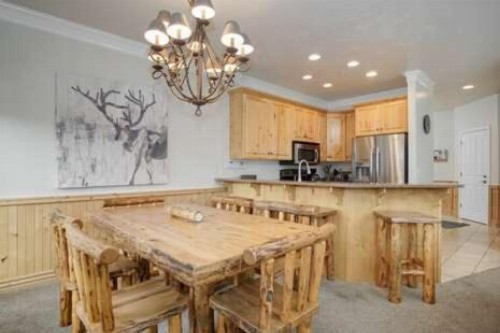 Luxury 4 Bedroom Condo in Huntsville Utah near Pineview Reservoir - image 6