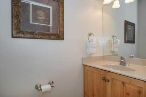 Luxury 4 Bedroom Condo in Huntsville Utah near Pineview Reservoir - image 9