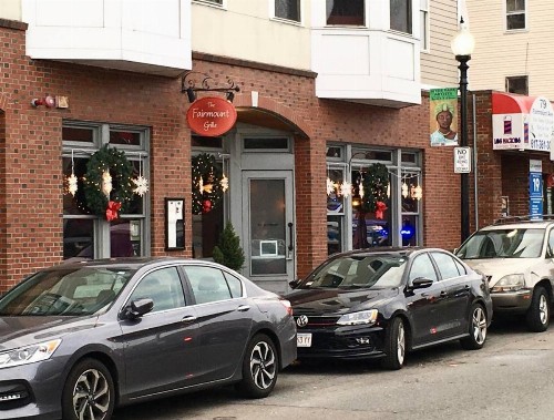 ~*Pet Friendly 30min to Downtown*~ THE BOSTONIAN - image 11