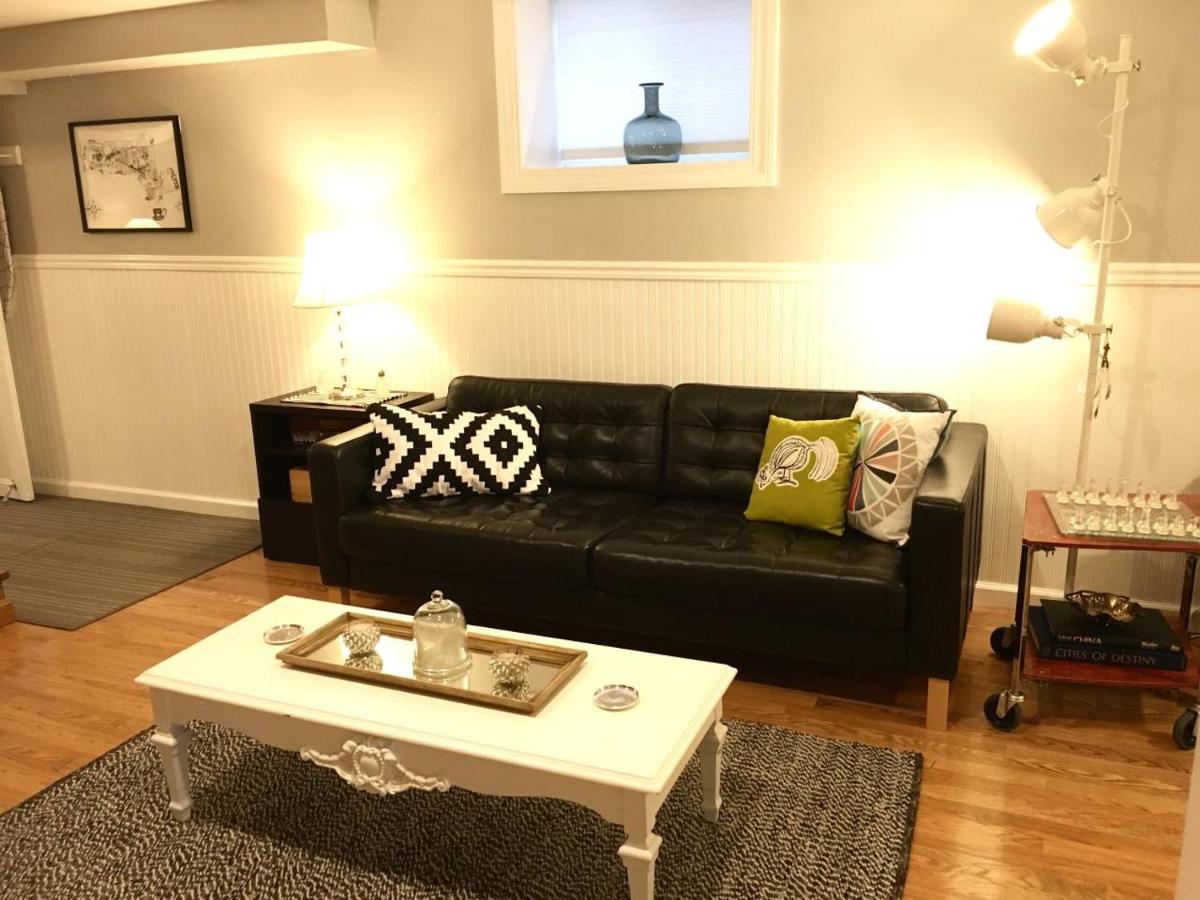 ~*Pet Friendly 30min to Downtown*~ THE BOSTONIAN - image 7