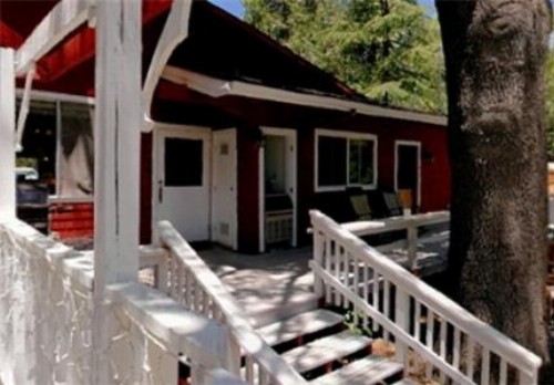 Silver Pines Lodge - image 6
