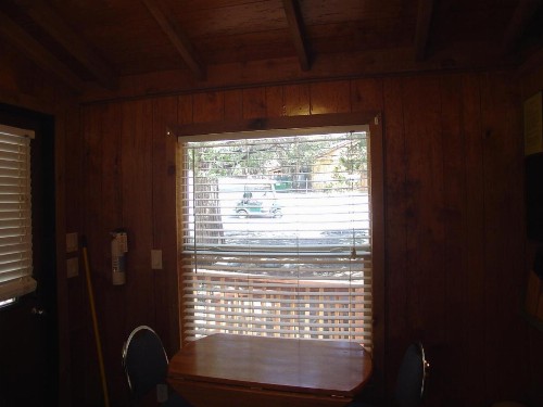 Idyllwild Camping Resort Cabin - image 6