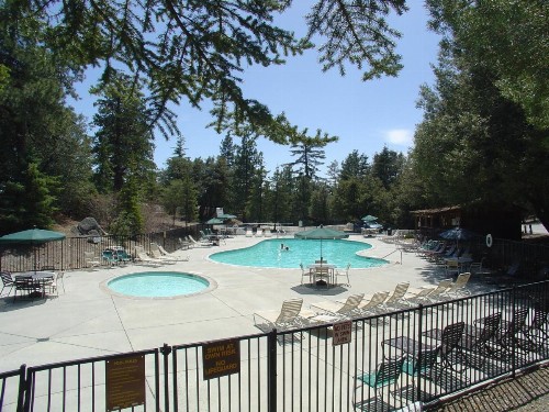 Idyllwild Camping Resort Wheelchair Accessible Cottage - image 8