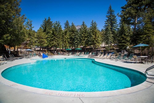 Idyllwild Camping Resort Wheelchair Accessible Cottage - image 9