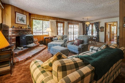 Rustic Pine Manor - image 6