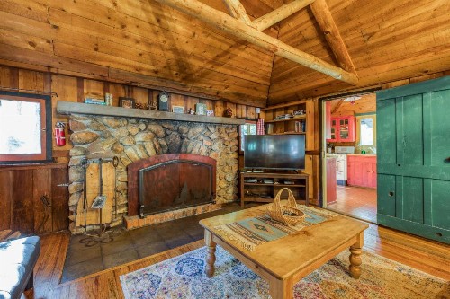 Twin Tree Lodge - image 11