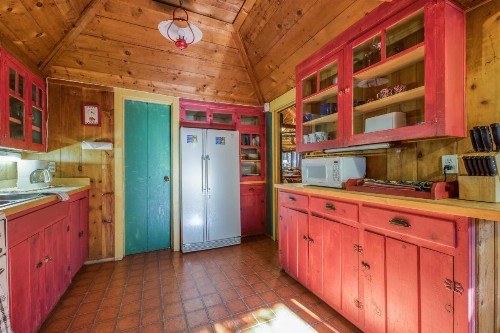 Twin Tree Lodge - image 7