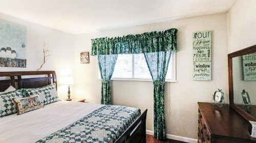 Bear's Den - image 8