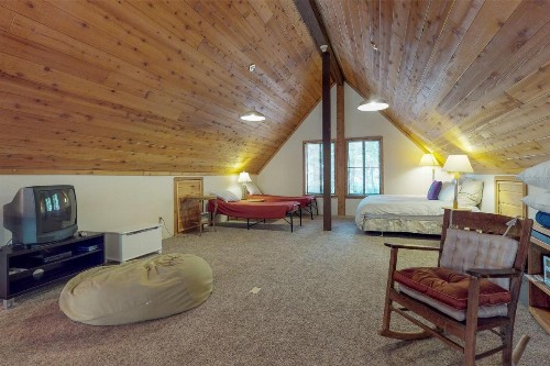 Cedar Creek Cabin - image 6