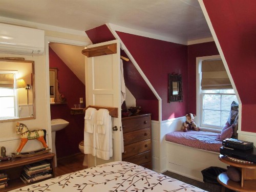 Strawberry Creek Inn - image 5