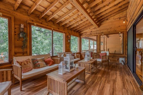 Hidden Lodge - image 10