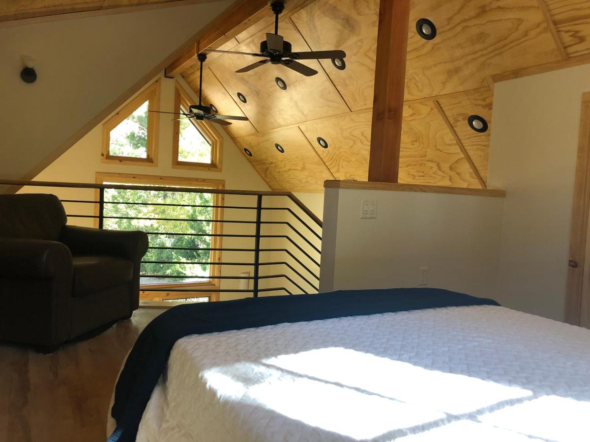 River Rock Retreat - image 2