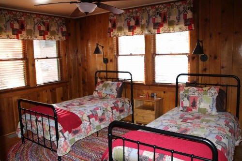 River Rock Retreat - image 38