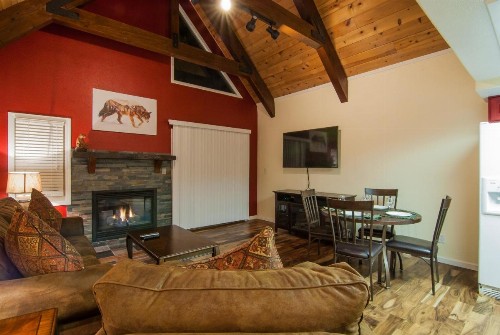 North Lake Lodges & Villas - image 11