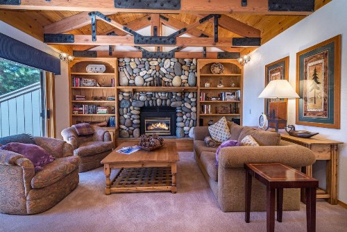Lake-View Incline Home