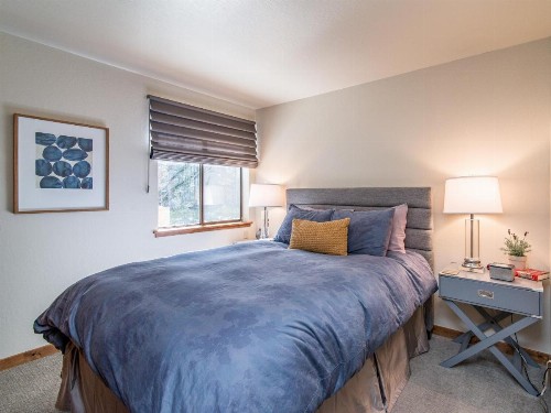 1000 Lakeshore Townhouse Unit 20 - image 10