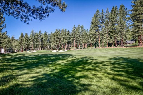 Fairway Park Cabin - image 6