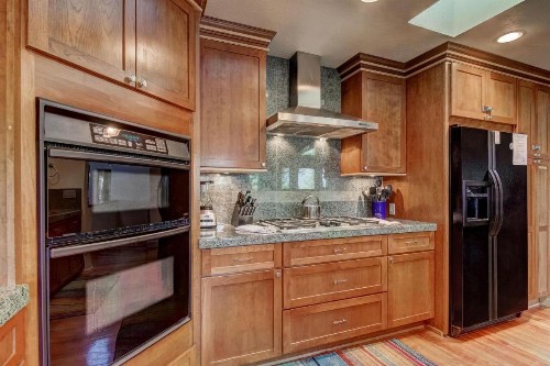 Lakeview Getaway - image 14