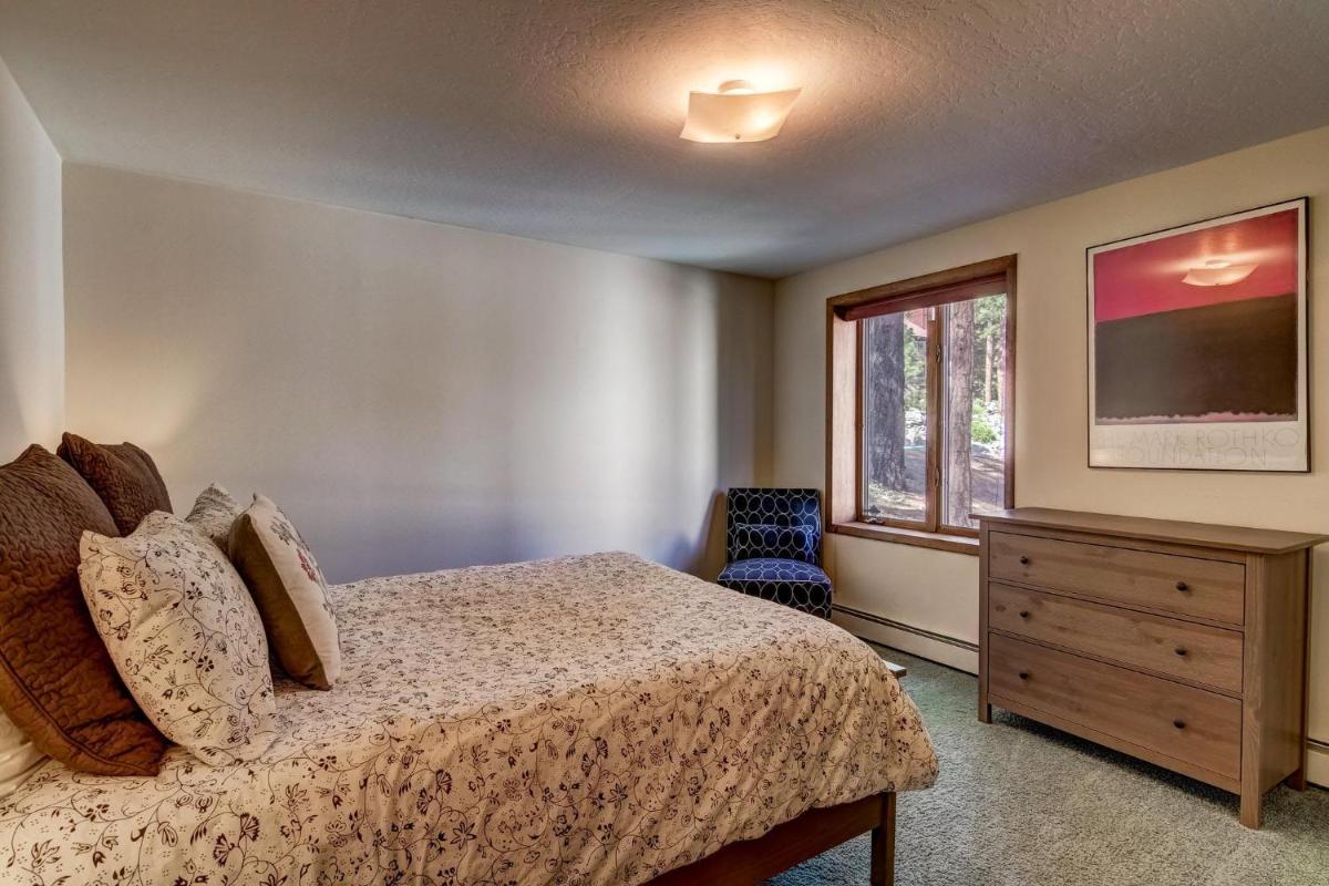 Lakeview Getaway - image 7