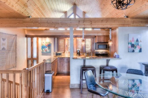 Crystal Shores Villa - image 10