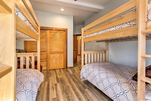 Remodeled and Cozy Incline Village Townhome! - image 12