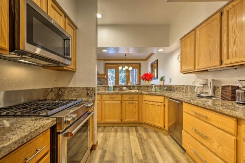Remodeled and Cozy Incline Village Townhome! - image 8