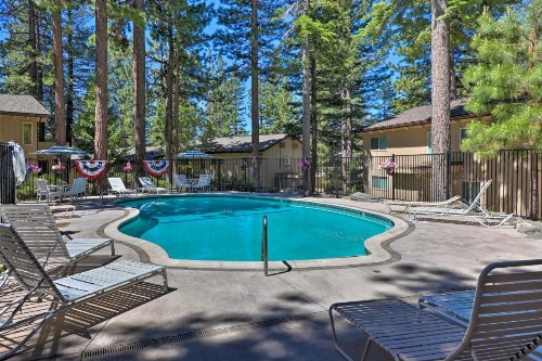 Tahoe Family Condo with Private Deck and Gas Grill!