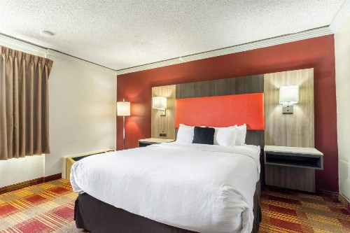 Red Lion Inn & Suites Kansas City Independence - image 11