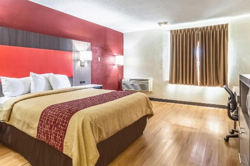 Red Lion Inn & Suites Kansas City Independence - image 23