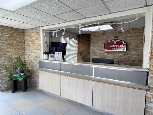 Red Lion Inn & Suites Kansas City Independence - image 33