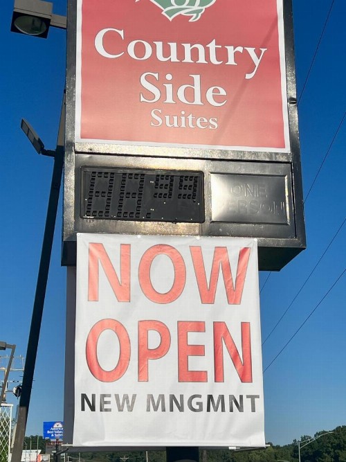 Red Lion Inn & Suites Kansas City Independence - image 42
