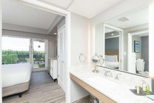 DoubleTree Suites by Hilton Melbourne Beach Oceanfront - image 28