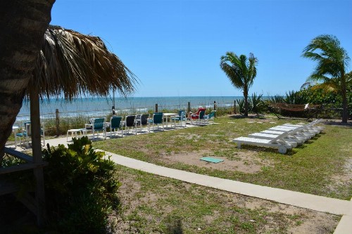 Oceanfront Sea Scape Motel - image 10