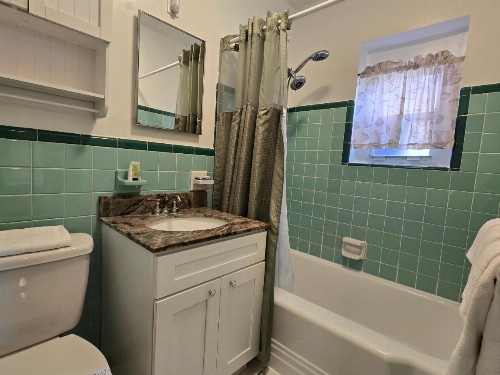 Oceanfront Sea Scape Motel - image 27
