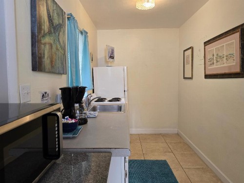 Oceanfront Sea Scape Motel - image 28