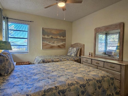 Oceanfront Sea Scape Motel - image 39