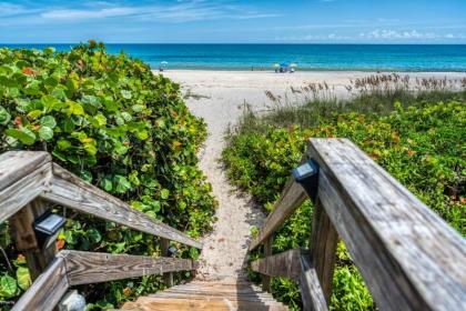 Tipsy Turtle oceanfront 1 bedroom condo - image 11